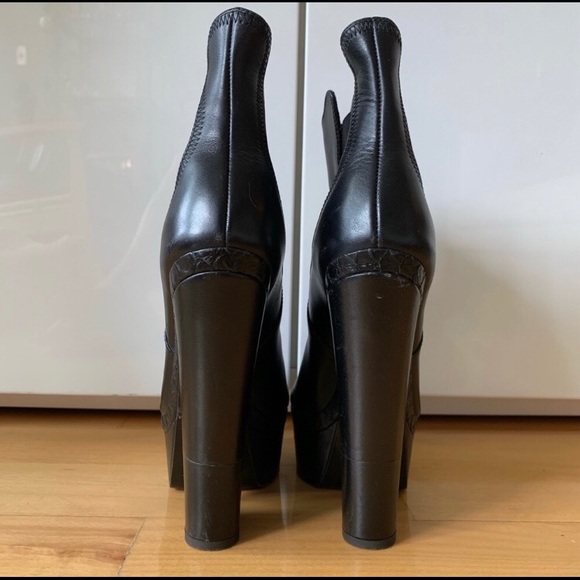 GIUSEPPI ZAGNOTTI open toe cut out wedges - Picture 3 of 5